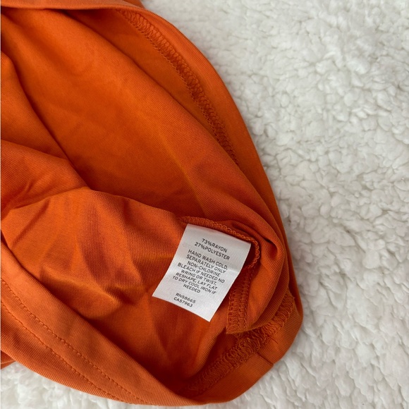 Orange Tank - Picture 4 of 4